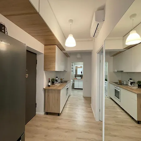 Radium Luxury Palace *